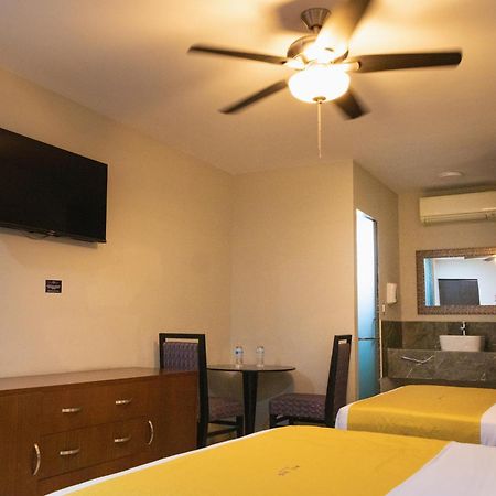 Hotel Maioris El Diez Culiacán Dış mekan fotoğraf