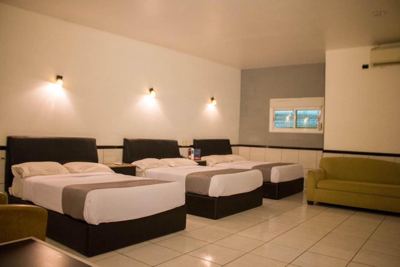 Hotel Maioris El Diez Culiacán Dış mekan fotoğraf